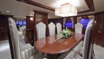 Yacht AMINAH -  Formal Dining
